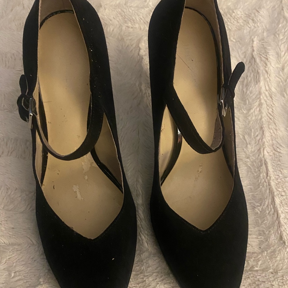Nine West Black Mary Jane Heels